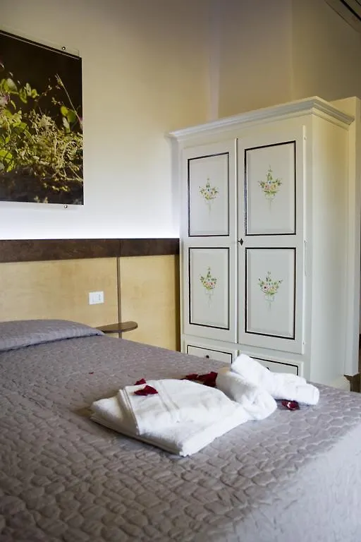 *** Hotel apartamentowy Residence Casale Verderame Trapani Włochy
