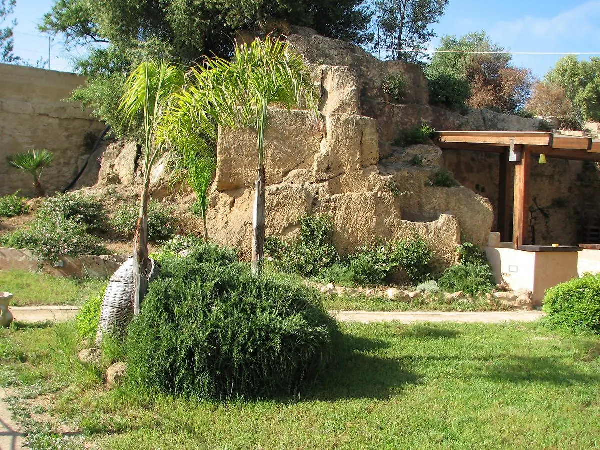 Residence Casale Verderame 3*, Trapani